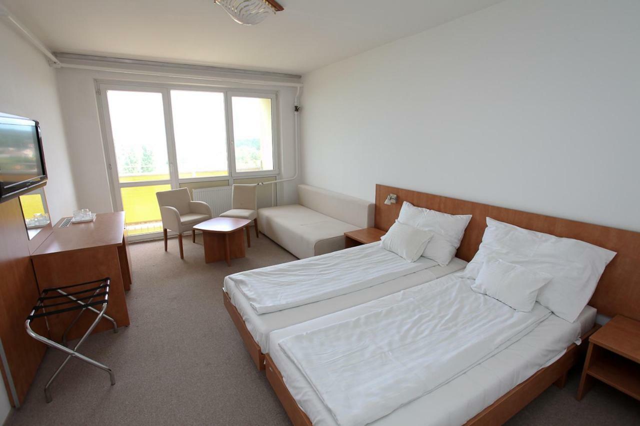 Aranypart Hotel Siofok Luaran gambar