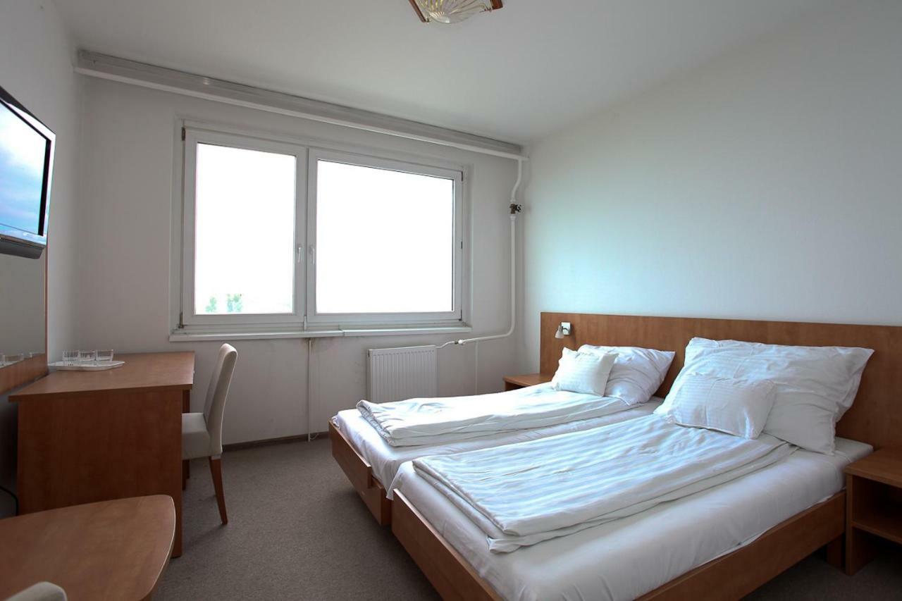 Aranypart Hotel Siofok Luaran gambar