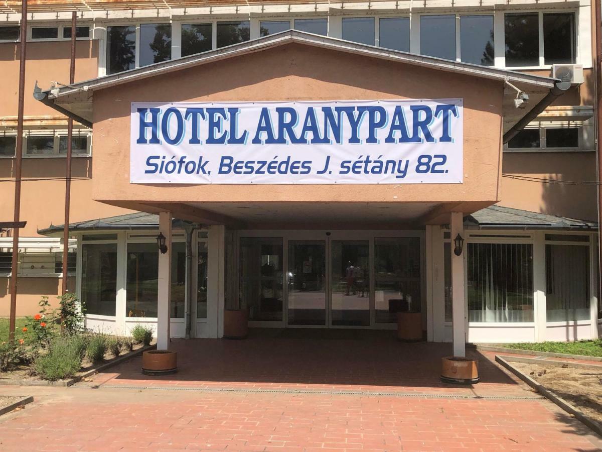 Aranypart Hotel Siofok Luaran gambar