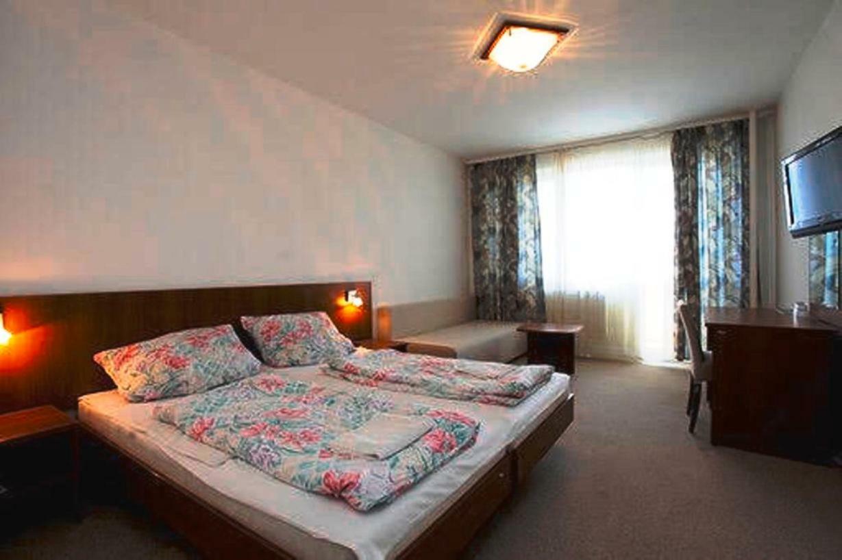Aranypart Hotel Siofok Luaran gambar