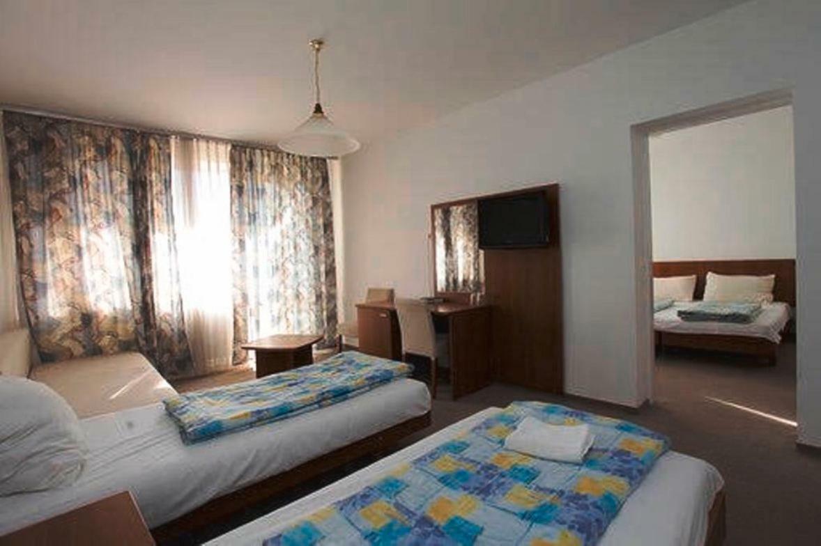 Aranypart Hotel Siofok Luaran gambar